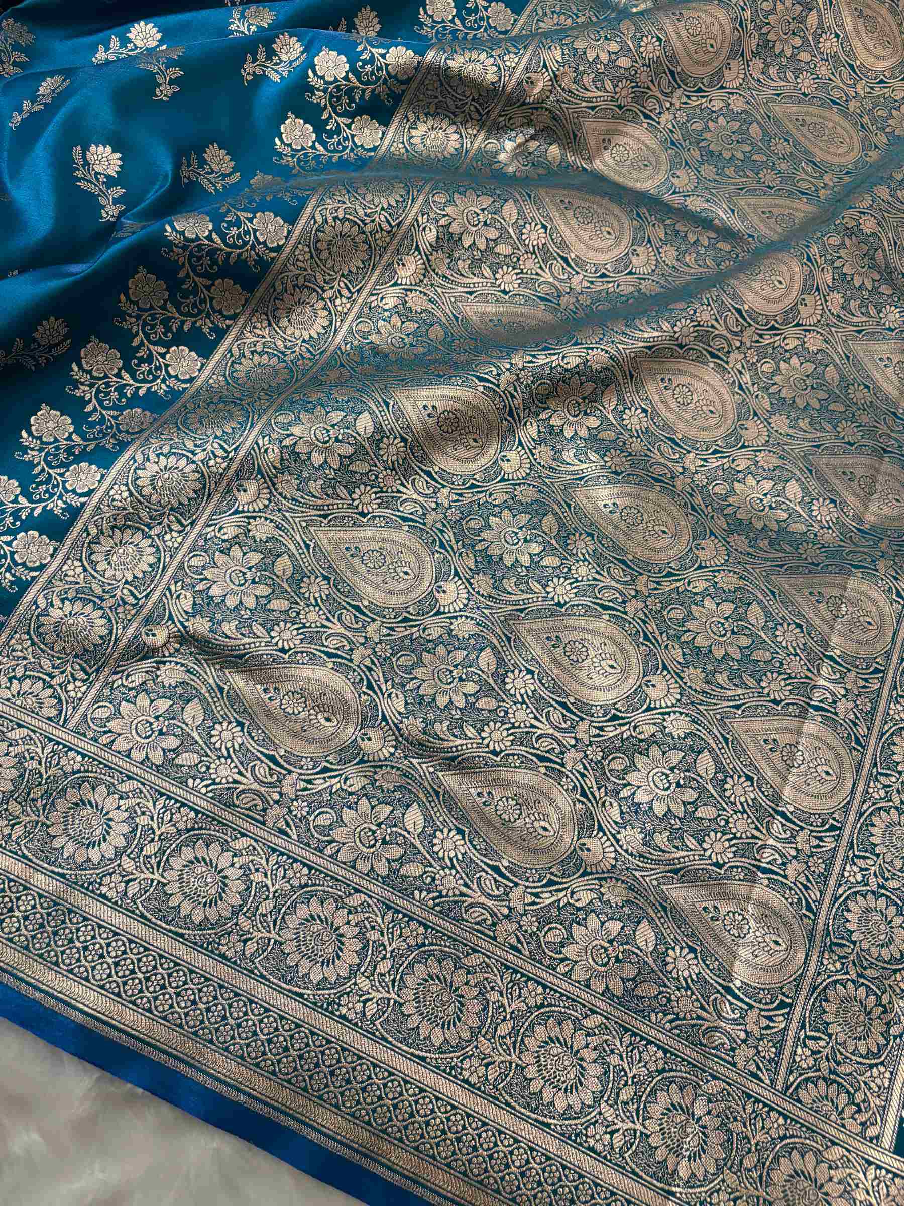 Firoza with Golden Zari Work and Rose Buti Design Satin Silk Banarasi Saree