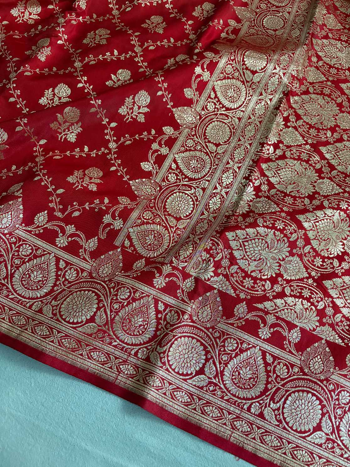 Red Bel Jaal Satin Silk Banarasi Saree