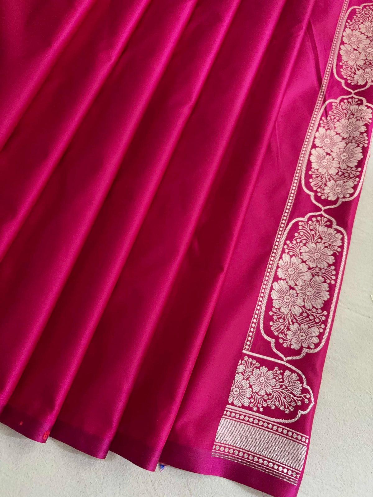 Rani Pink With Red Shaded Soft Kataan Silk Banarasi Saree