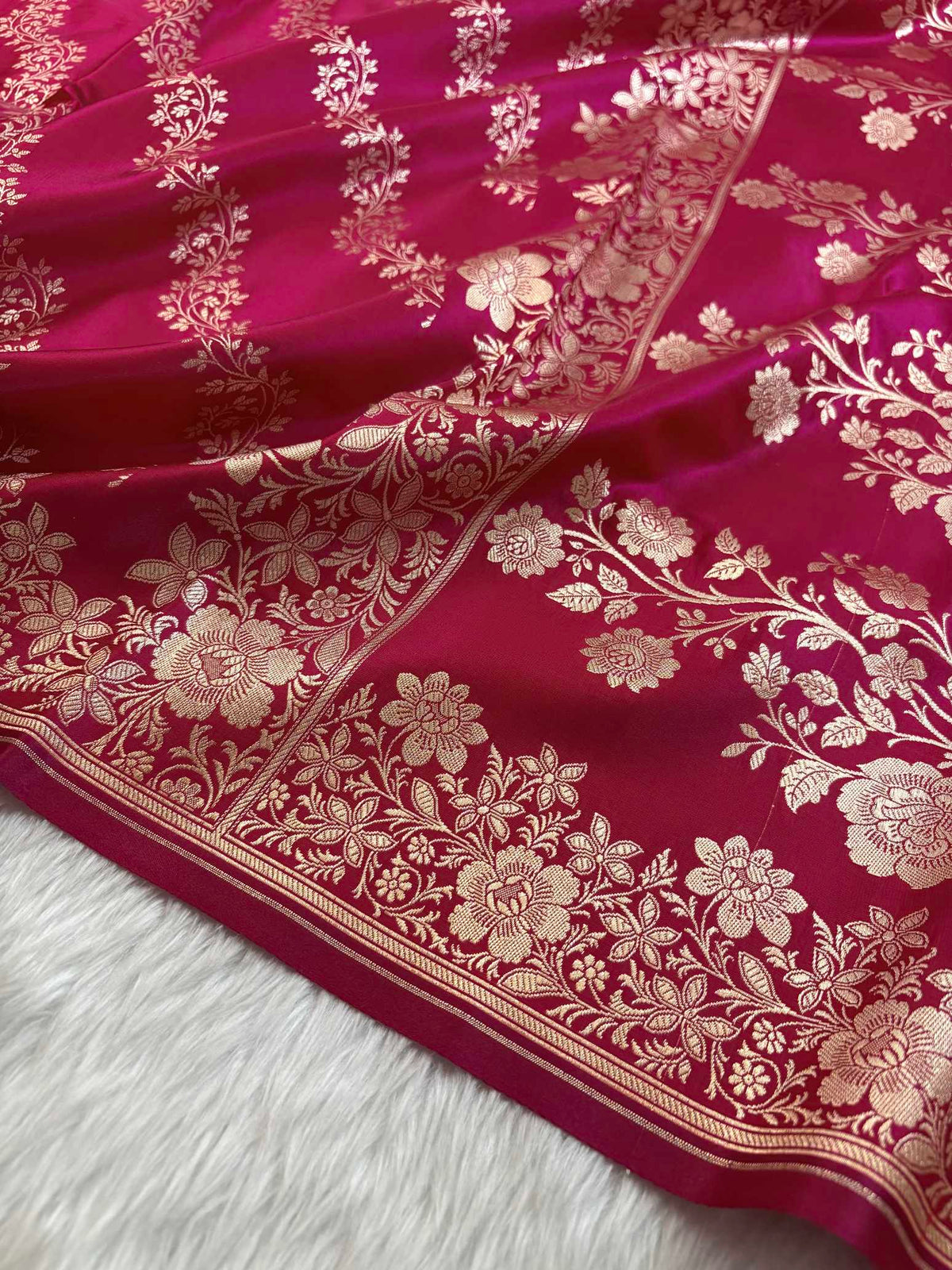 Laheriya Jaal Satin Silk Banarasi Saree Rani Pink Shades