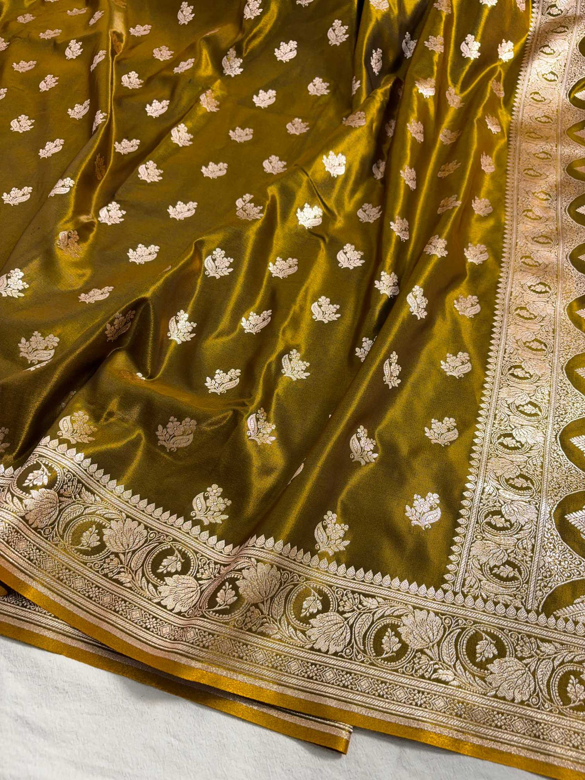 Mehdi Green Satin Silk Motif Banarasi Saree