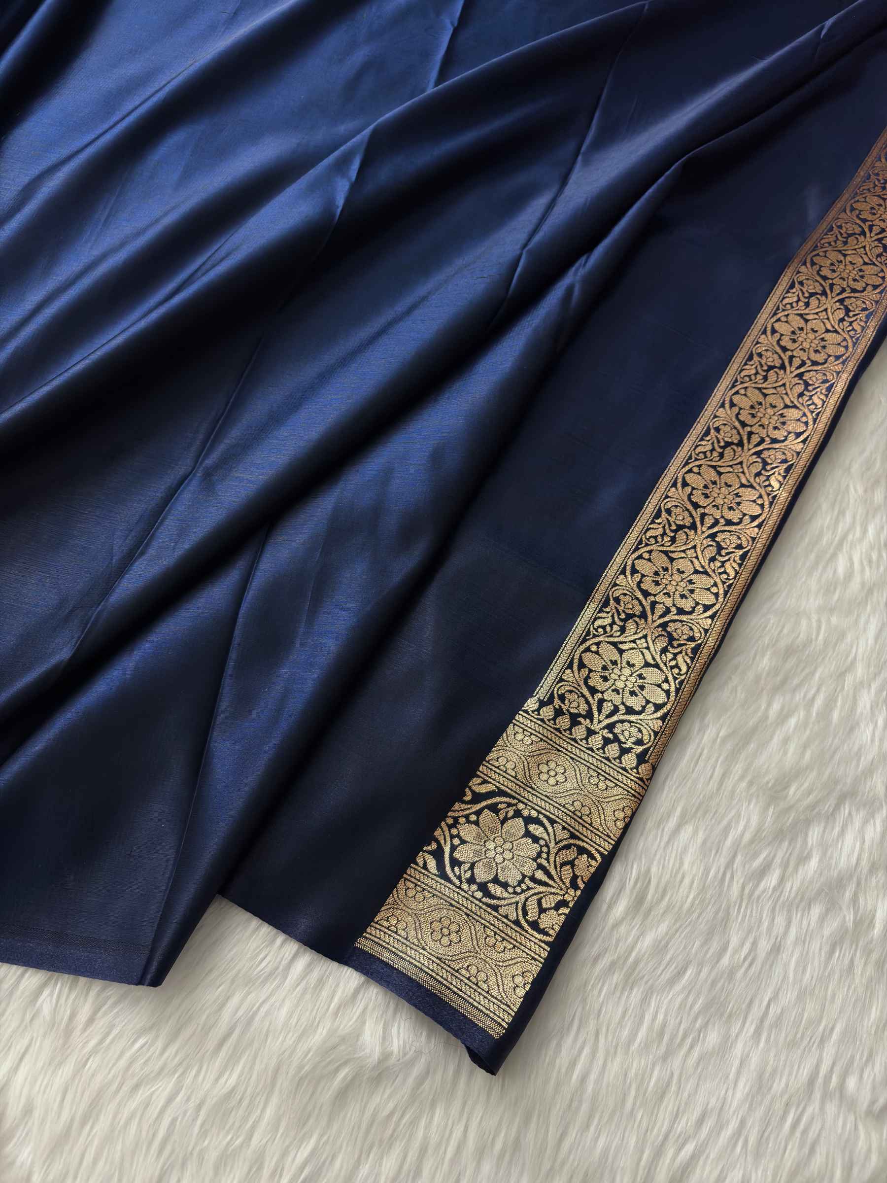 Neavy Blue Motif Satin Silk Banarasi saree