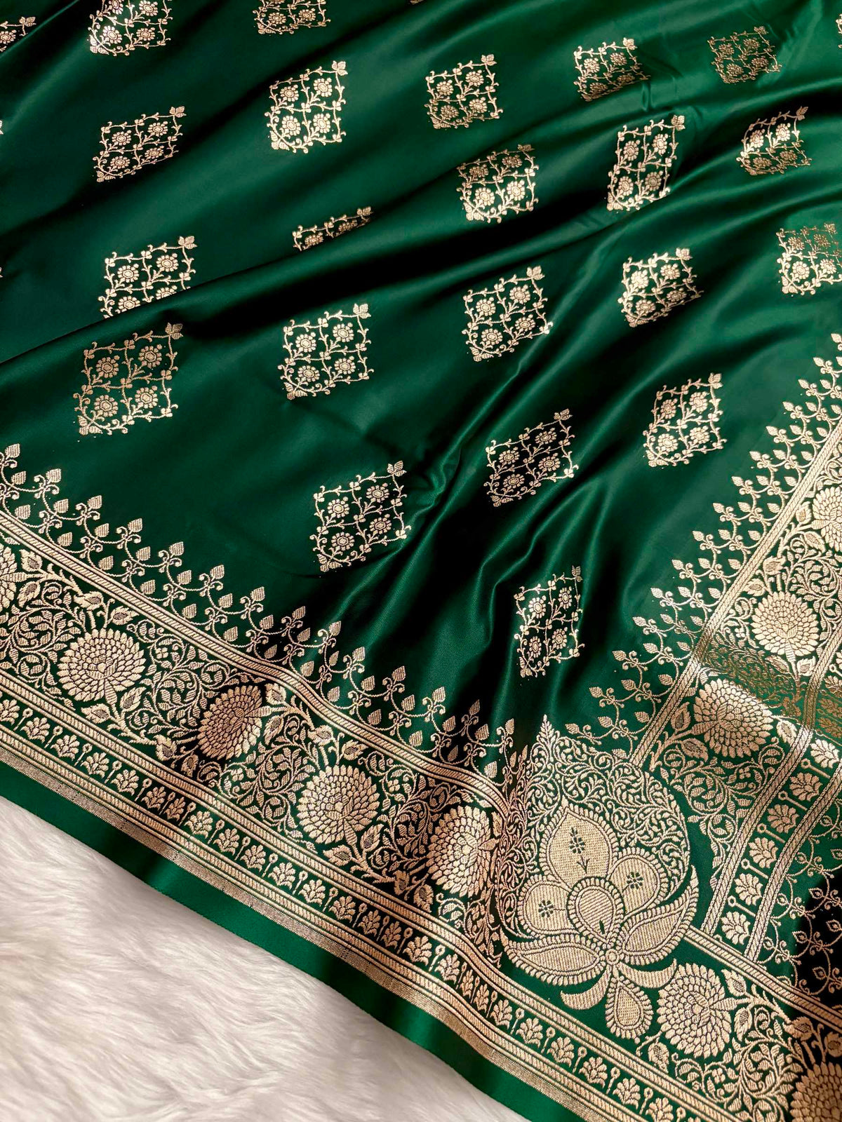 Bottle Green Kataan Silk Banarasi Saree – Light Golden Zari Work