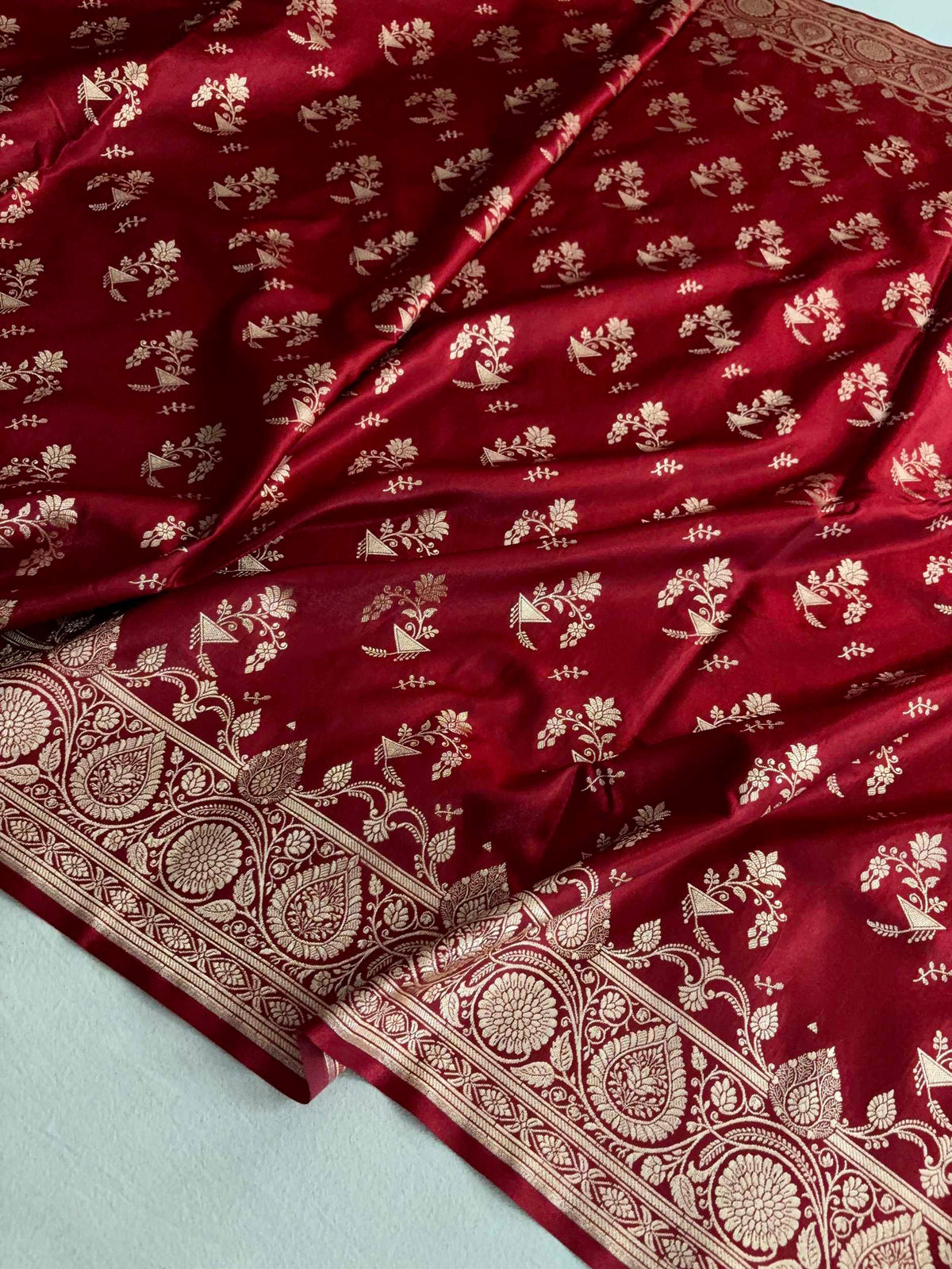 Maroon Shaded Fancy Motif Satin Silk Banarasi Saree