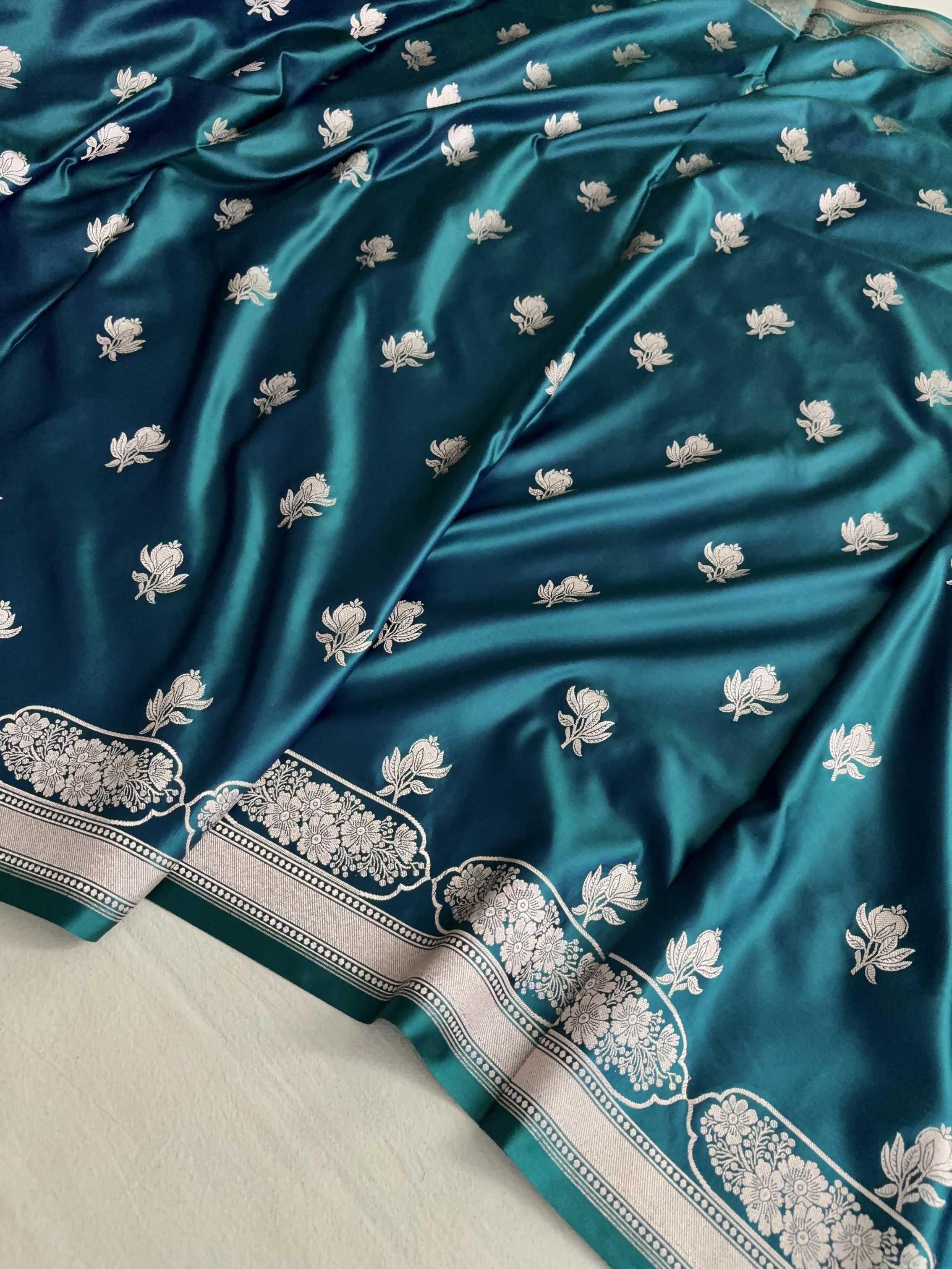 Peacock Shaded Soft Kataan Silk Banarasi Saree
