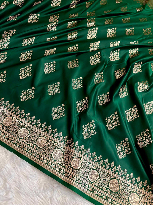 Bottle Green Kataan Silk Banarasi Saree – Light Golden Zari Work