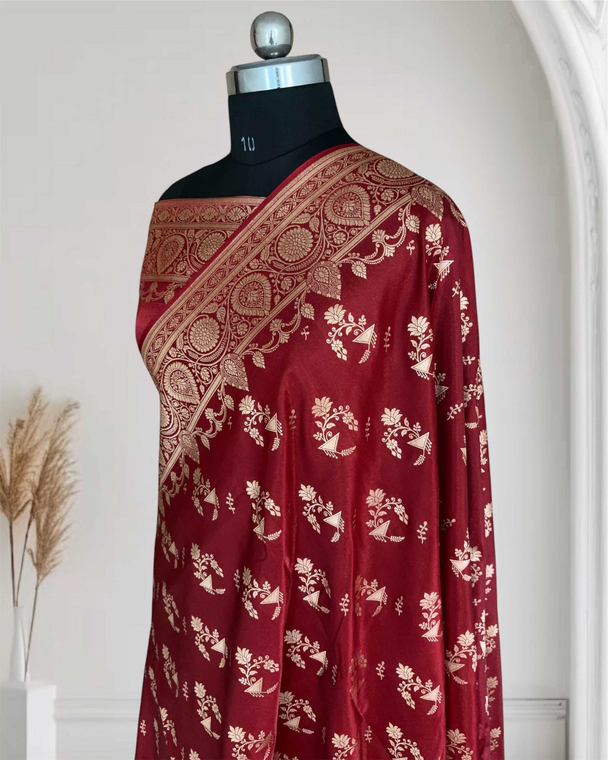 Maroon Shaded Fancy Motif Satin Silk Banarasi Saree