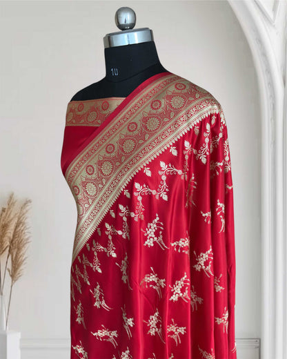 Red Soft Kataan Silk Banarasi Saree Light Gold Work