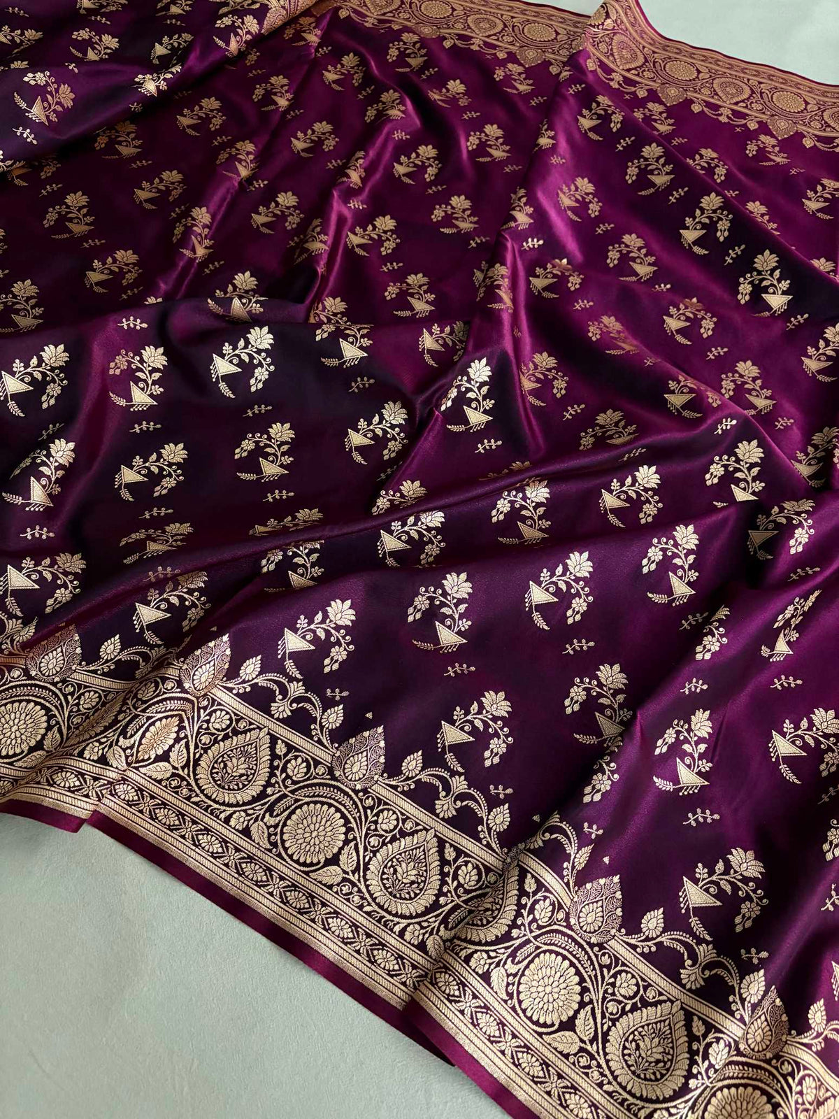 Wine Shaded Fancy Motif Satin Silk Banarasi Saree