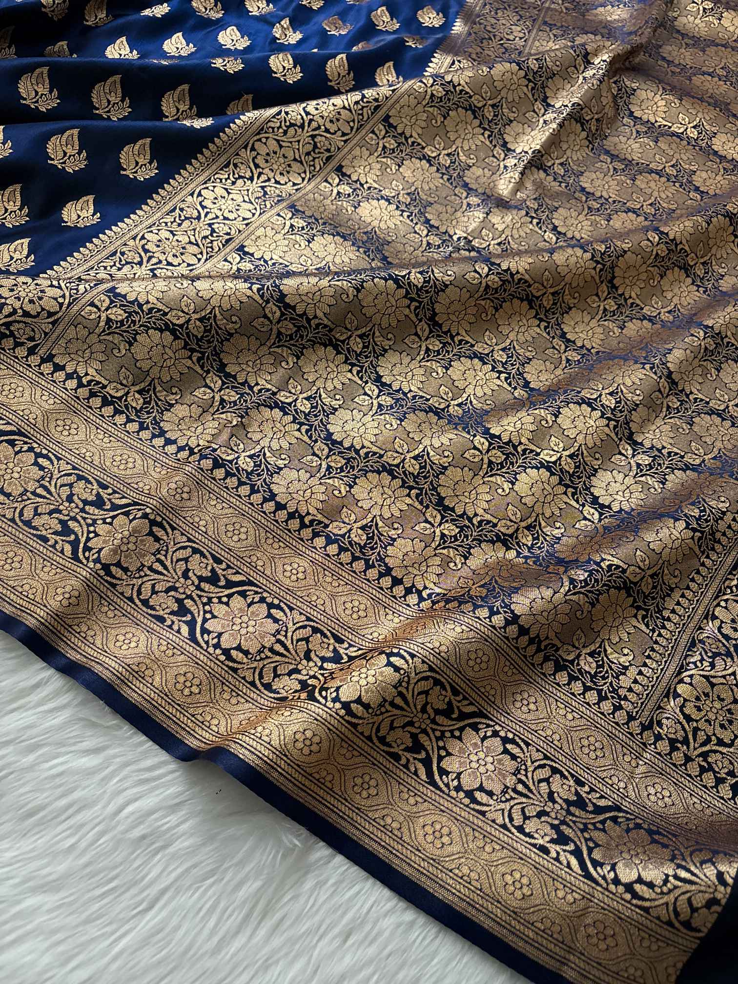 Neavy Blue Motif Satin Silk Banarasi saree