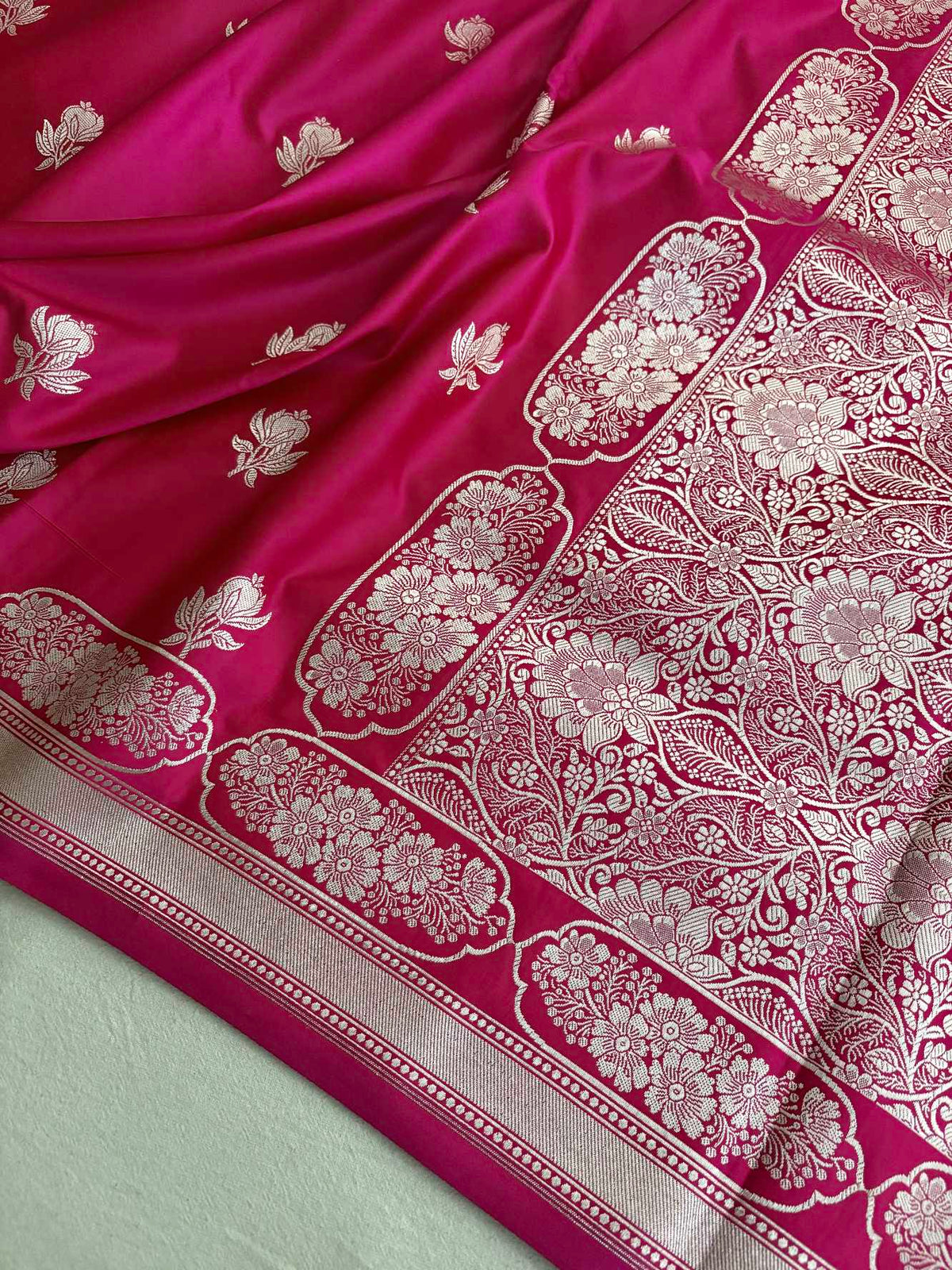 Rani Pink With Red Shaded Soft Kataan Silk Banarasi Saree