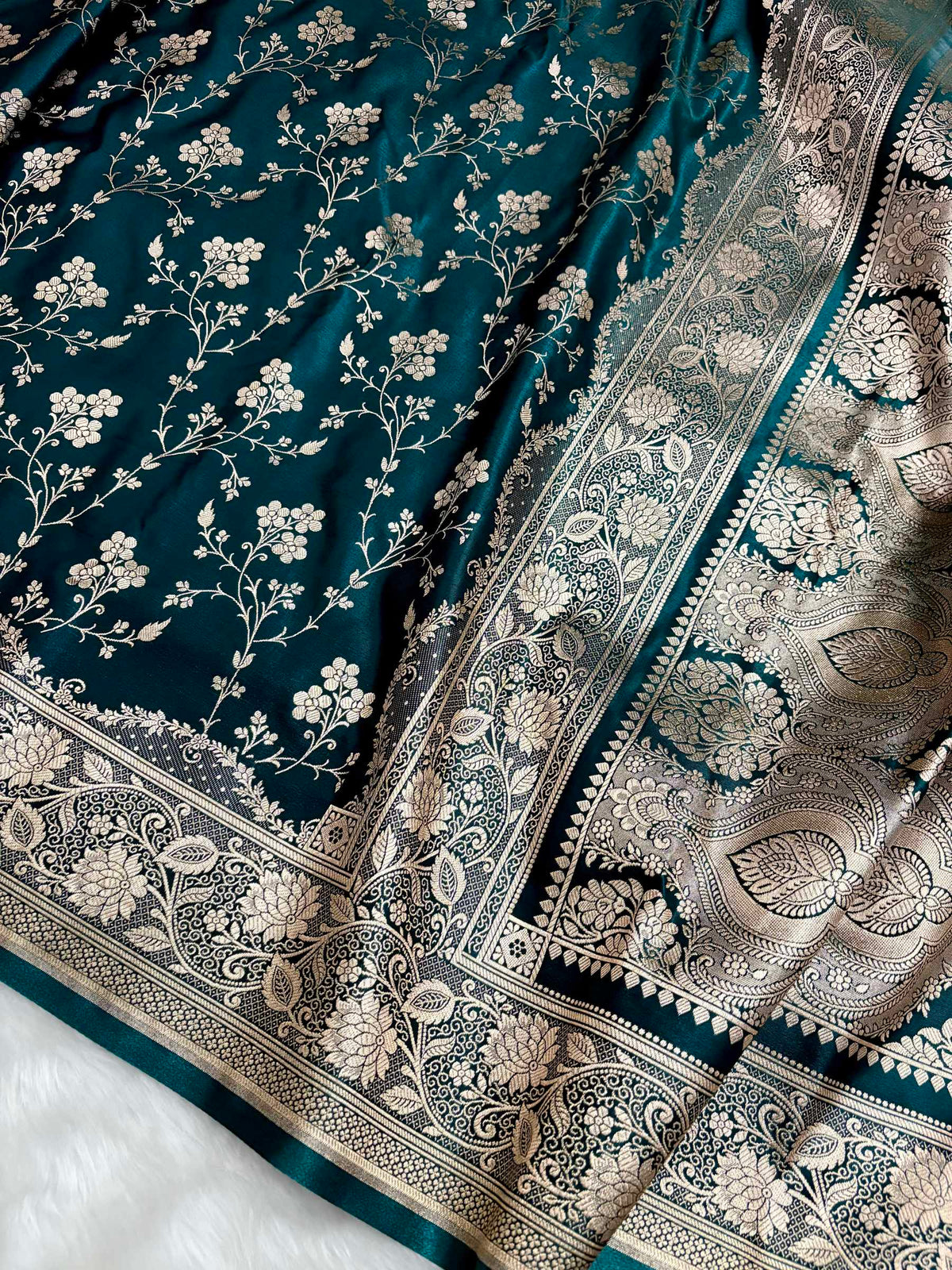 Teal Green Satin Silk Banarasi Saree in Jaal Pattern - Zohra Silk