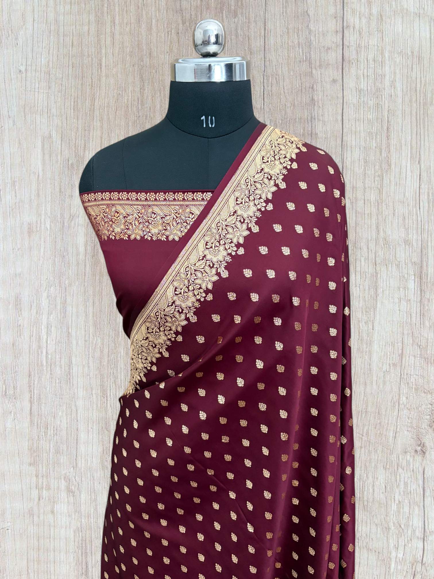 Garnet Kataan Silk Banarasi Saree – Golden Zari Small Motif