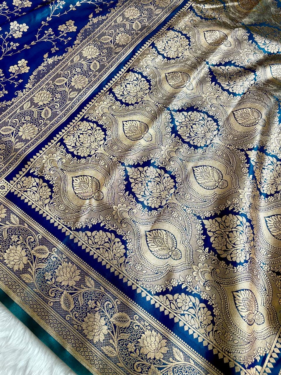 Blue with Green Shaded Dual Tone Satin Silk Banarasi Saree with Jaal Pattern