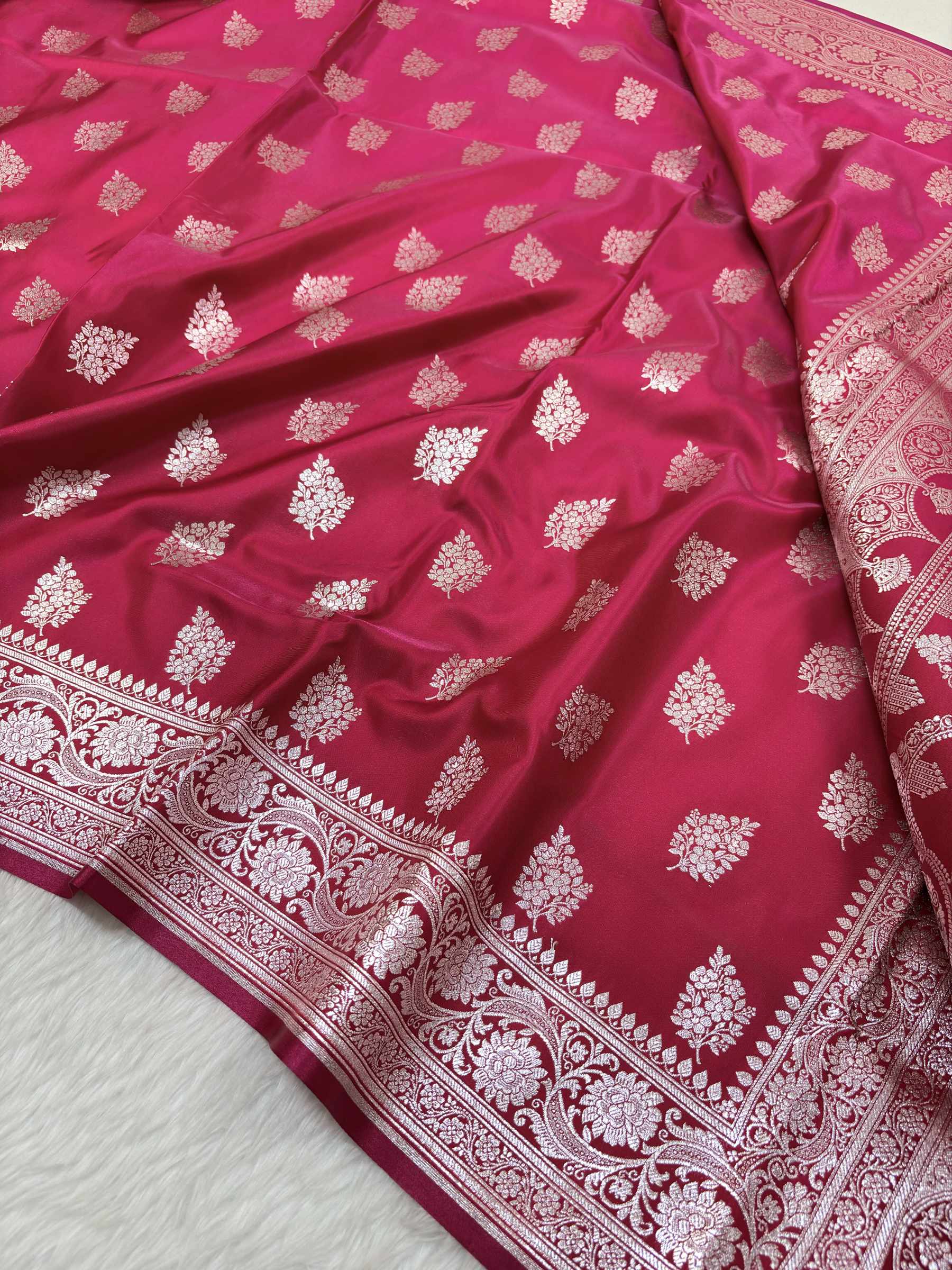 Rani Pink Shaded New Motif Satin Silk Banarasi Saree